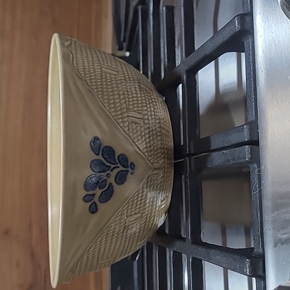 Pfaltzgraff Other - Pfaltzgraff FOLK ART Basket Weave Serving Bowl USA Vintage